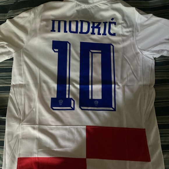 Nike Croatia Home Football Shirt Jersey 2024/25 Mens Small Dri Fit (FV1737-100) - Picture 1 of 3